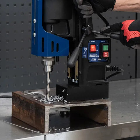 Holemaker Pro52 MT2 Magnetic Base Drill – Twist drilling into rectangular steel section