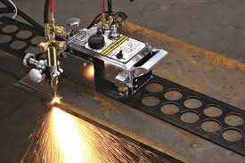 Weldclass Plate Cutter TX-180 shown in use