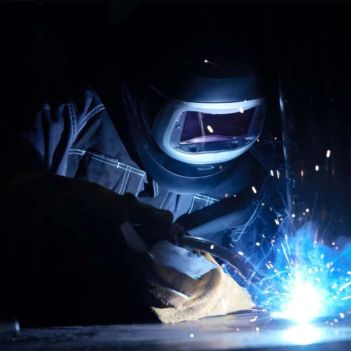3M Speedglas G5-03TW Pro Welding Helmet – 631820 action shot 