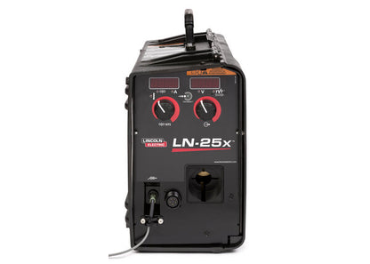 Lincoln LN-25X Wire Feeder with True Voltage Technology, Twist Mate Dinse Plug and a Flowmeter Integrated into Feeder
