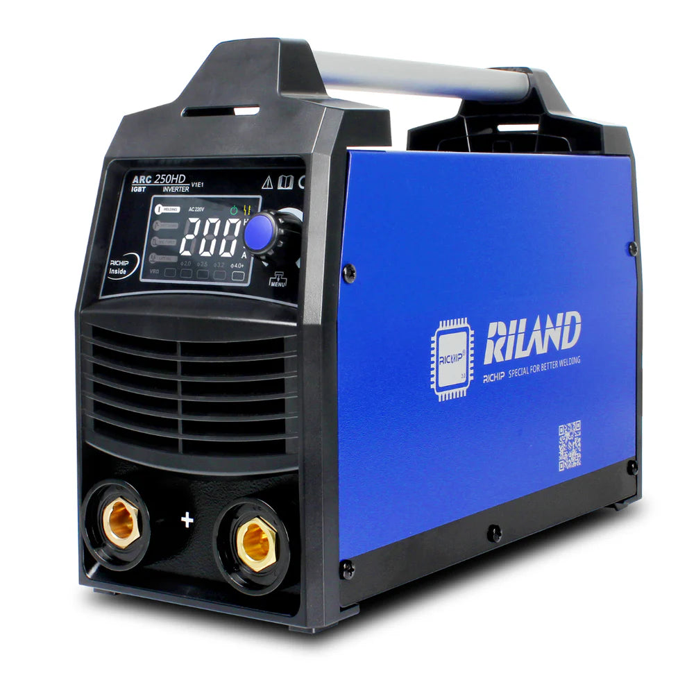 Riland 250 HD Tig welding machine with digital display on a white background