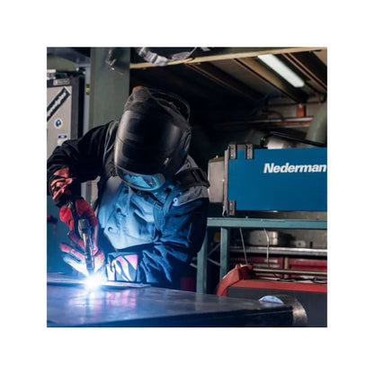 Nederman 860 Translas 400A On-Gun Fume Extraction – Welder Using Extraction Gun on MIG Weld