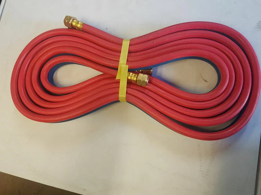 15ft Oxy-Acetylene Twin Hose fittings detail – Colour coded oxygen and fuel connections