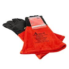 Lance gloves 